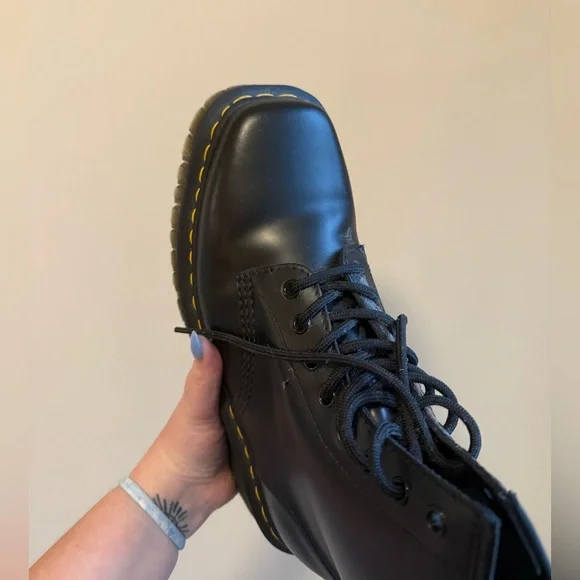 Dr. Martens Women’s 9/Men’s 8 1460 Bex Squared Toe Polished Smooth Boot in Black - Picture 6 of 8